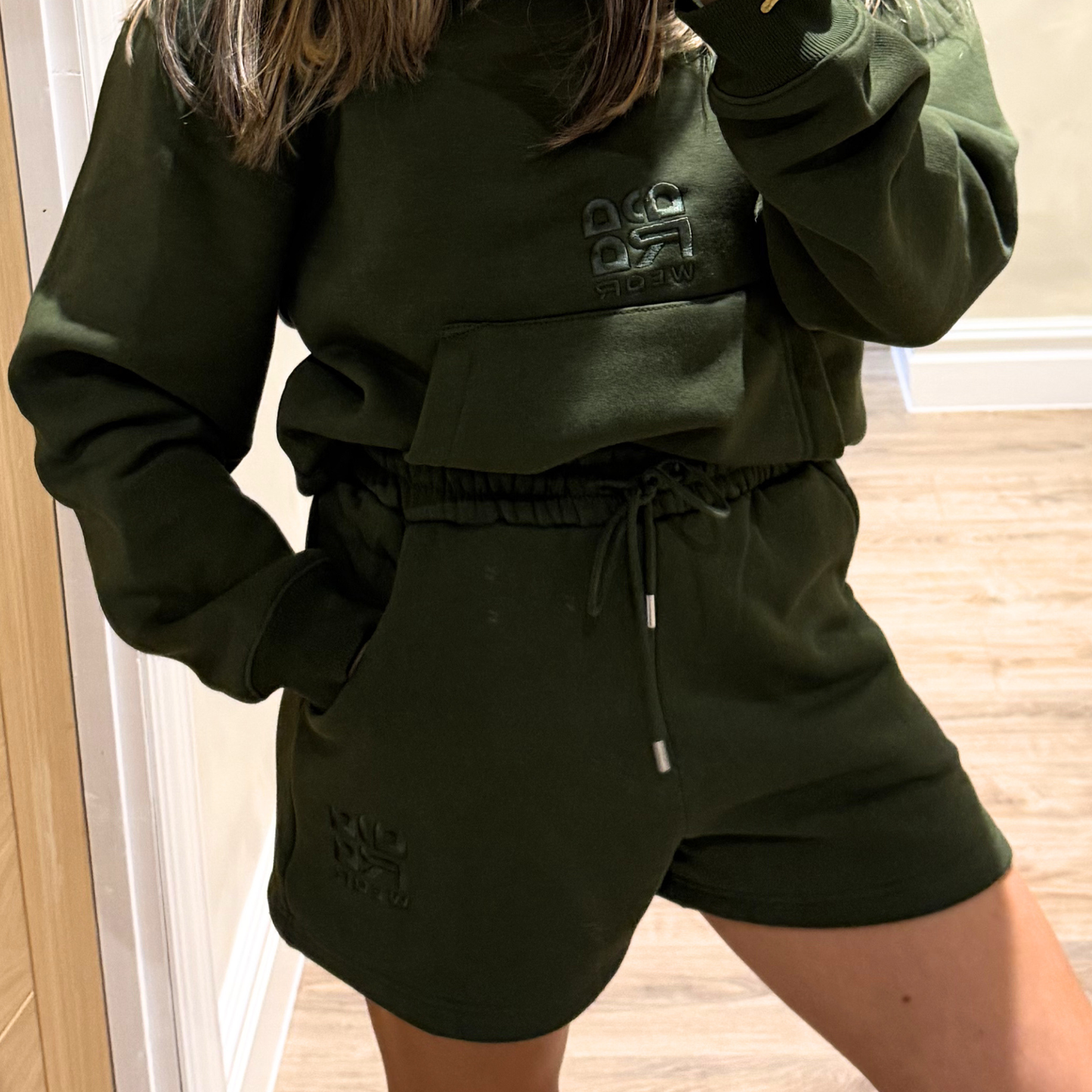 ADARA Essential Shorts – Khaki