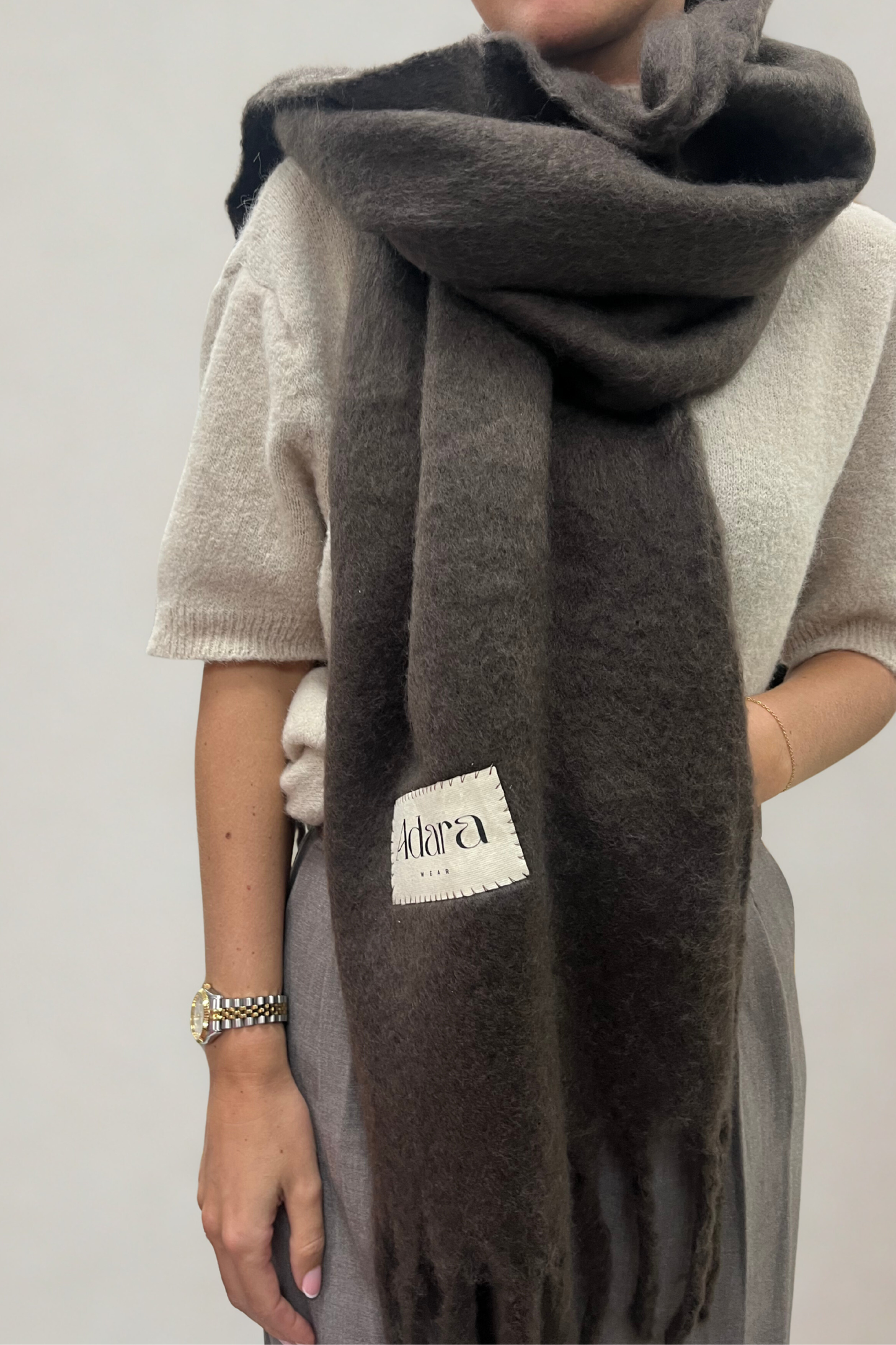 Chunky Oversized scarf with Adara stitched tag