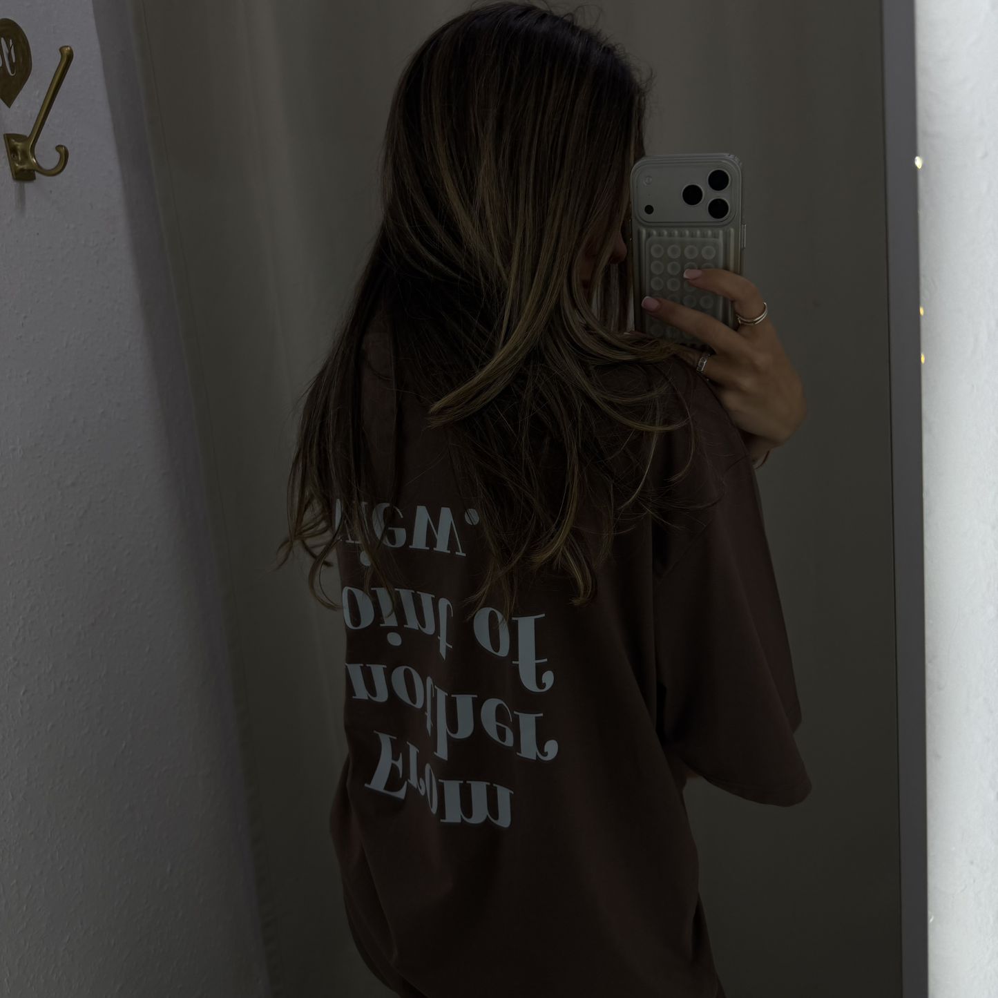 ADARA “Perspective” Oversized Tee – Chocolate
